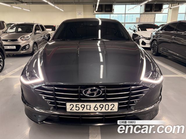 Hyundai Sonata (DN8) 2.0 Premium Family 2021 — фото 3