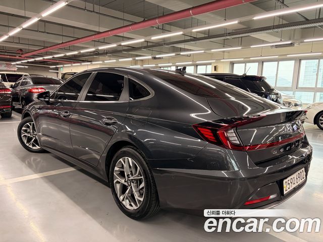 Hyundai Sonata (DN8) 2.0 Premium Family 2021 — фото 5