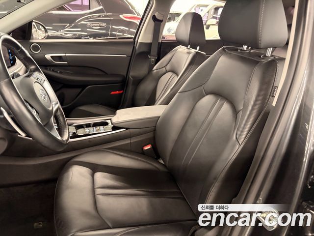 Hyundai Sonata (DN8) 2.0 Premium Family 2021 — фото 21
