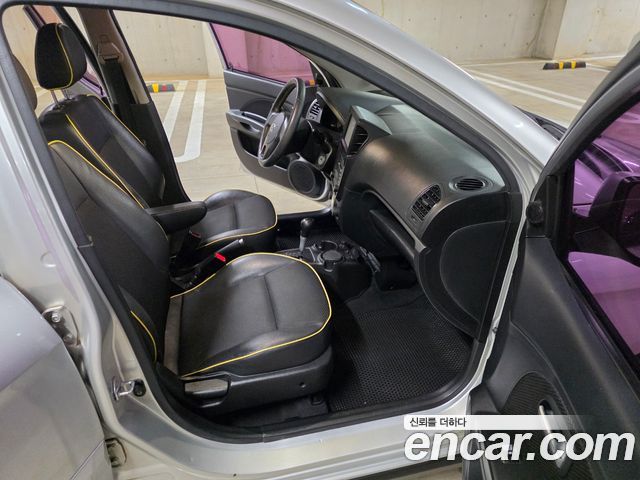 Kia Morning SLX SLX Deluxe BlackPremium 2011 — фото 15