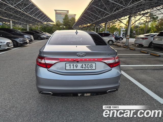 Hyundai Grandeur Hybrid (HG) Premium 2016 — фото 4