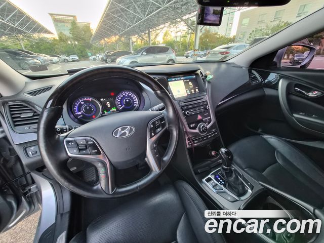 Hyundai Grandeur Hybrid (HG) Premium 2016 — фото 8
