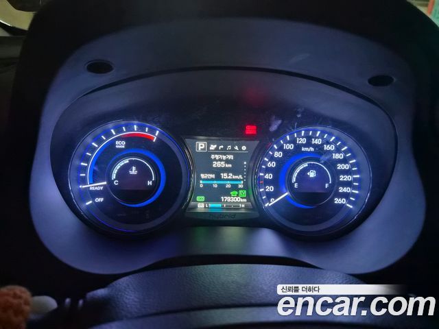 Hyundai Grandeur Hybrid (HG) Premium 2016 — фото 9