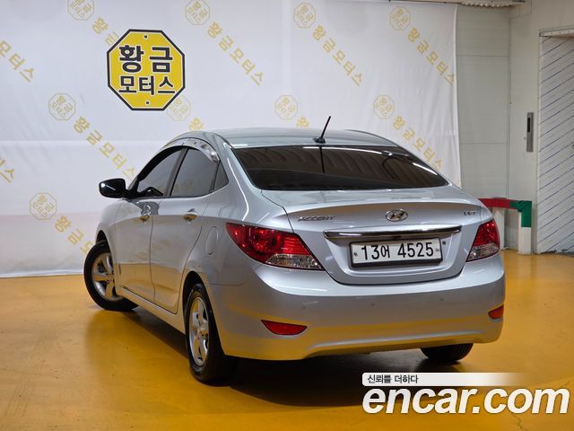 Hyundai Accent (New) 1.4 VVT Premier 2012 — фото 5