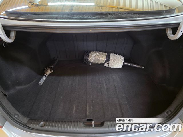Hyundai Accent (New) 1.4 VVT Premier 2012 — фото 22