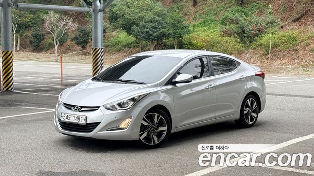 Hyundai Avante 1.6 GDi Premium Standard