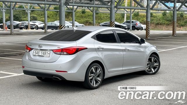 Hyundai Avante 1.6 GDi Premium Standard 2014 — фото 2
