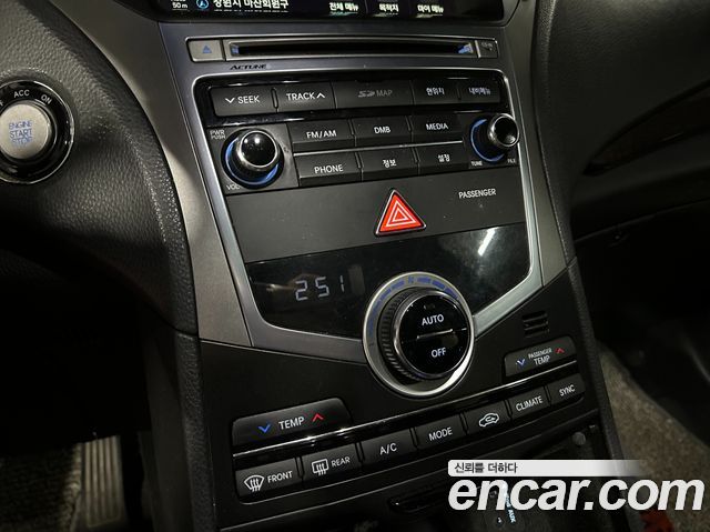 Hyundai Grandeur (HG) HG220 Diesel Premium 2015 — фото 16