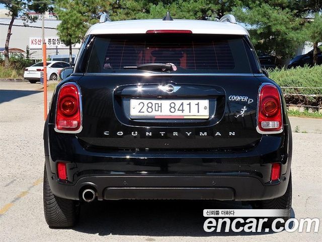 MINI Cooper D Countryman Standard 2nd 2017 — фото 4