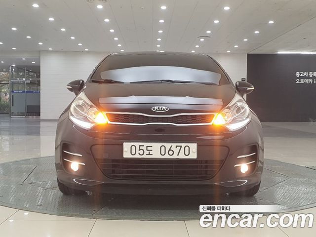 Kia Pride 5DR 1.6 GDI Prestige 2016 — фото 2