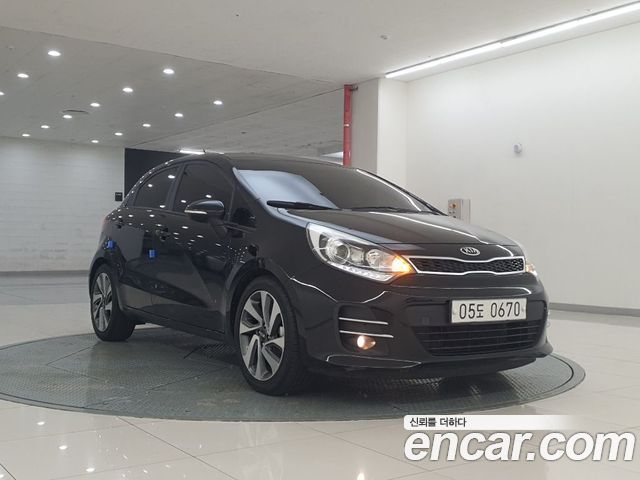 Kia Pride 5DR 1.6 GDI Prestige 2016 — фото 3
