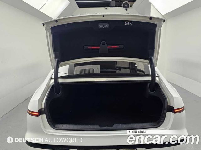 Hyundai Grandeur (GN7) 2,5 Gasoline 2WD Calligraphy 2023 — фото 22