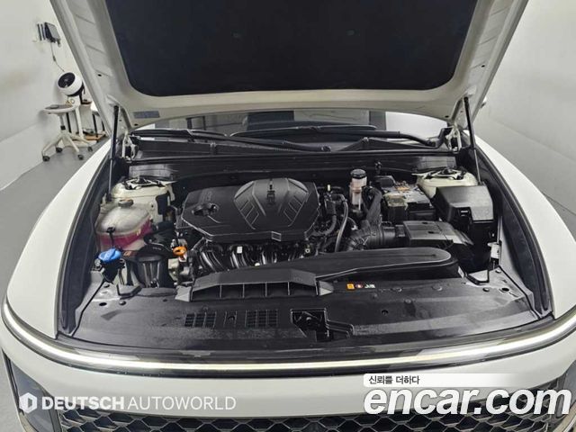 Hyundai Grandeur (GN7) 2,5 Gasoline 2WD Calligraphy 2023 — фото 23