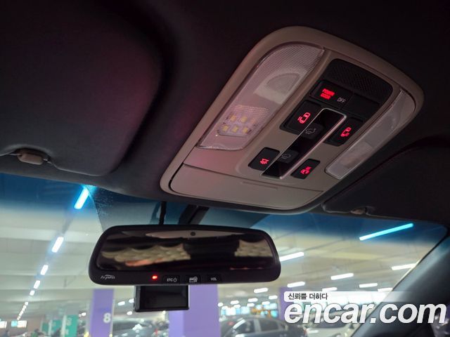 Kia Carnival 9-seater Luxury 2016 — фото 16