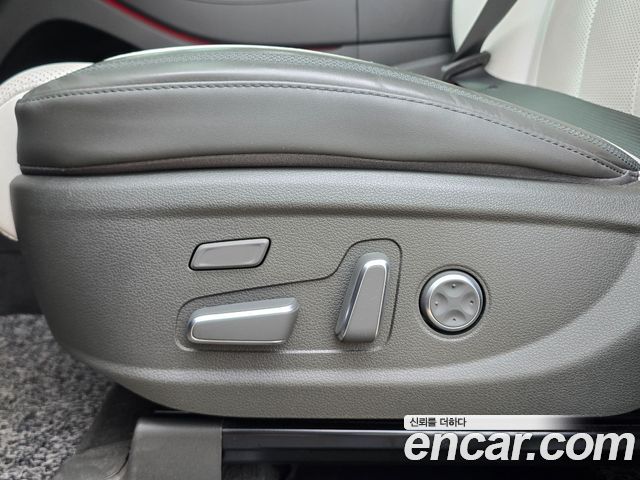 Hyundai Santa Fe Gasoline 2.5T 2WD Calligraphy 2023 — фото 20