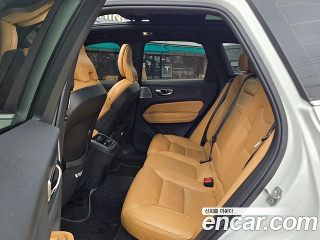 Volvo XC60 (II) D5 Inscription 2019 — фото 8