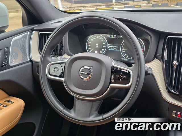 Volvo XC60 (II) D5 Inscription 2019 — фото 15
