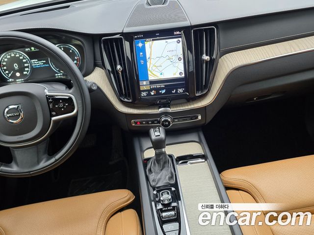 Volvo XC60 (II) D5 Inscription 2019 — фото 16