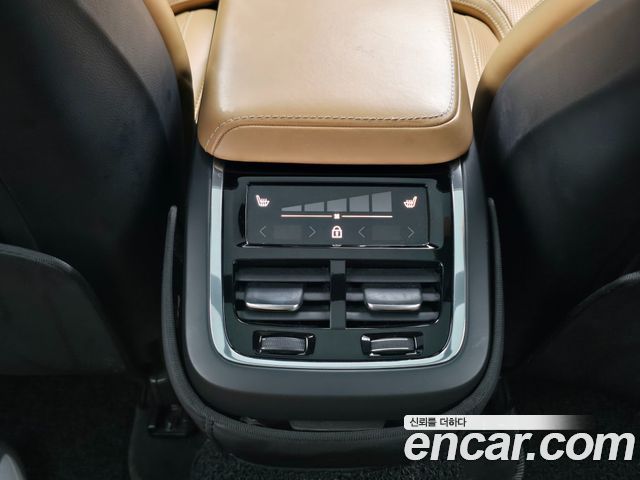 Volvo XC60 (II) D5 Inscription 2019 — фото 21