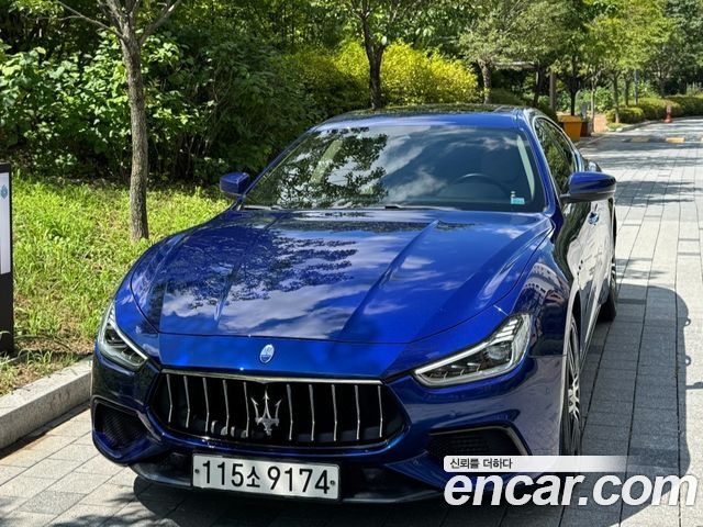 Maserati Ghibli 3.0 Diesel GranSport 3rd 2020 — фото 3