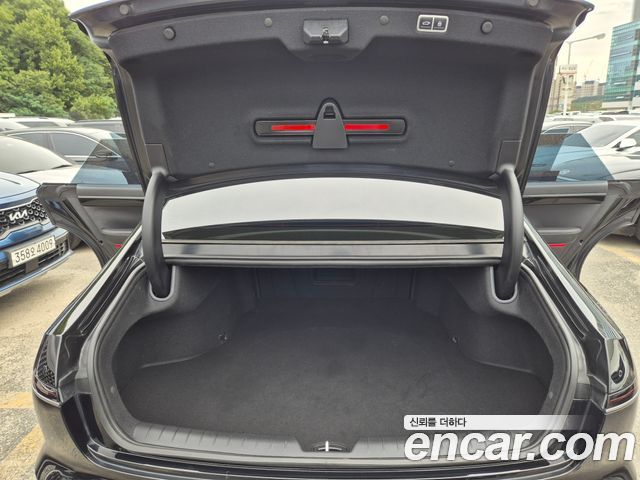 Hyundai Grandeur (GN7) 2,5 Gasoline 2WD Exclusive 2023 — фото 12