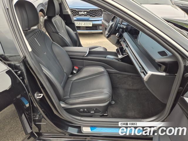 Hyundai Grandeur (GN7) 2,5 Gasoline 2WD Exclusive 2023 — фото 13