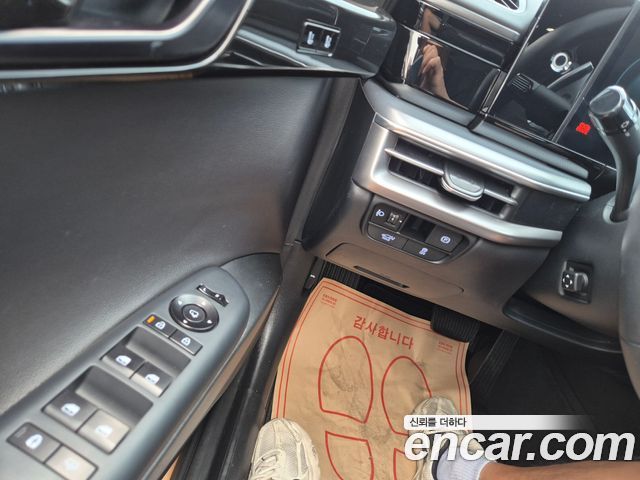 Hyundai Grandeur (GN7) 2,5 Gasoline 2WD Exclusive 2023 — фото 16