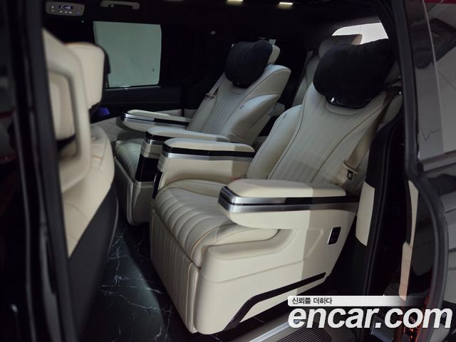 Kia Carnival (IV) HEV 9-Seater Hi-Limousine (Special vehicle) 2024 — фото 8