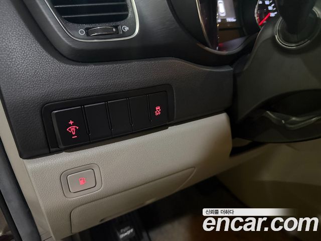 Kia Carnival 9-Seater Luxury 2019 — фото 20