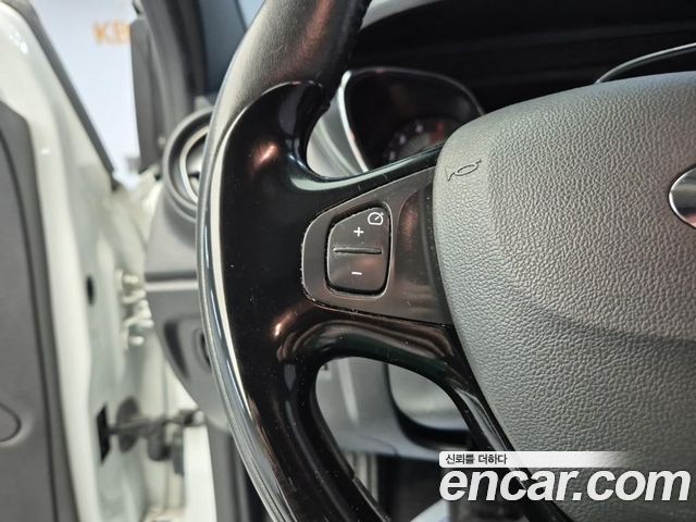 Renault Korea QM3 RE Signature 2017 — фото 18