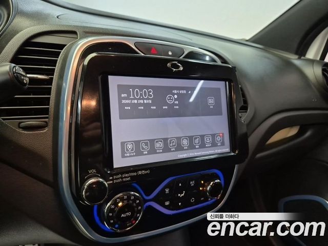 Renault Korea QM3 RE Signature 2017 — фото 19