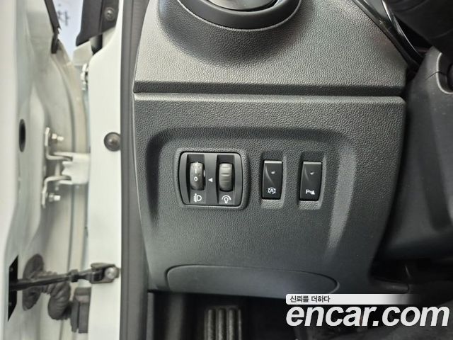 Renault Korea QM3 RE Signature 2017 — фото 20