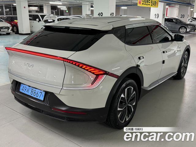 Kia EV6 Long Range Air 2023 — фото 2