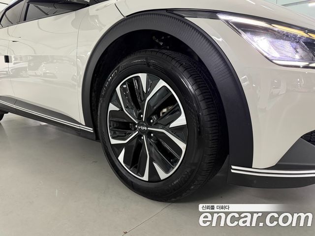 Kia EV6 Long Range Air 2023 — фото 5