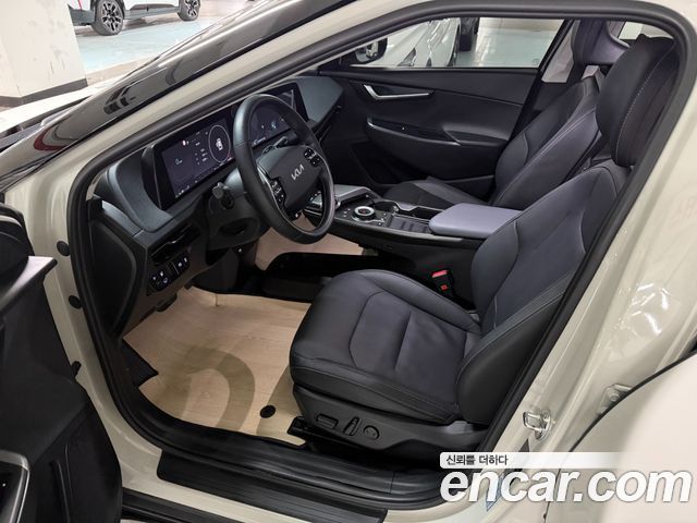 Kia EV6 Long Range Air 2023 — фото 19