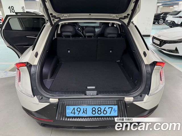 Kia EV6 Long Range Air 2023 — фото 23