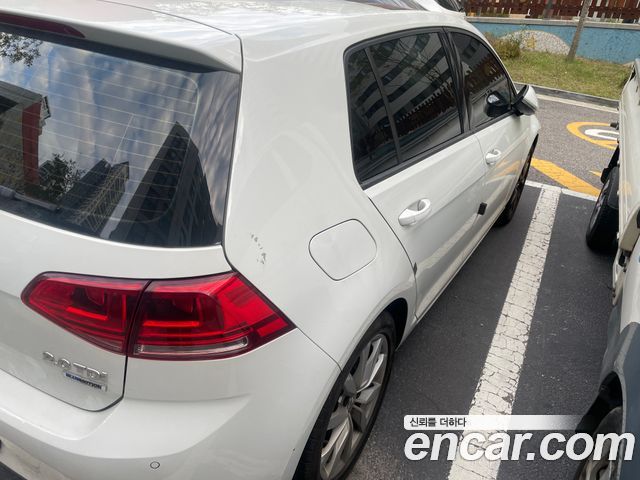 Volkswagen Golf (VII) 2.0 TDI 2016 — фото 4