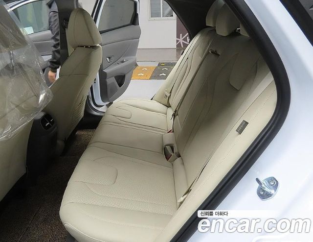 Hyundai Avante (CN7) 1.6 Inspiration 2024 — фото 15