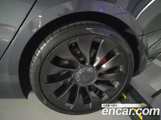 Tesla Model 3 Performance AWD 2021 — фото 18