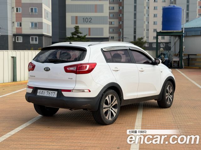 Kia Sportage R Diesel 2WD TLX Deluxe 2012 — фото 4