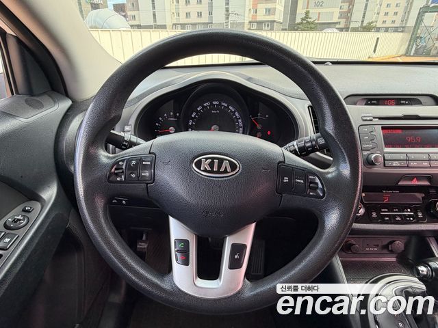 Kia Sportage R Diesel 2WD TLX Deluxe 2012 — фото 17