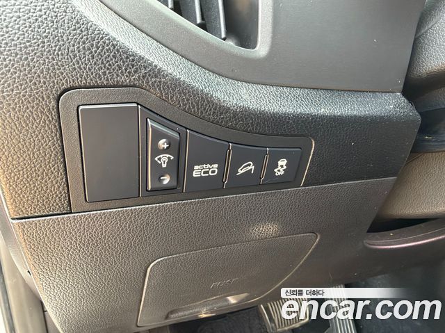 Kia Sportage R Diesel 2WD TLX Deluxe 2012 — фото 21
