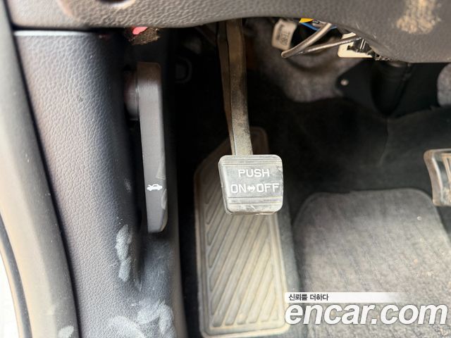 Kia Sportage R Diesel 2WD TLX Deluxe 2012 — фото 22