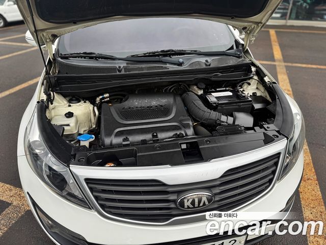 Kia Sportage R Diesel 2WD TLX High-Deluxe 2013 — фото 6