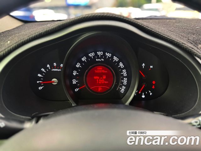 Kia Sportage R Diesel 2WD TLX High-Deluxe 2013 — фото 8
