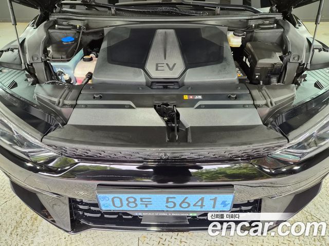 Kia EV6 Long Range 4WD GT Line 2024 — фото 7