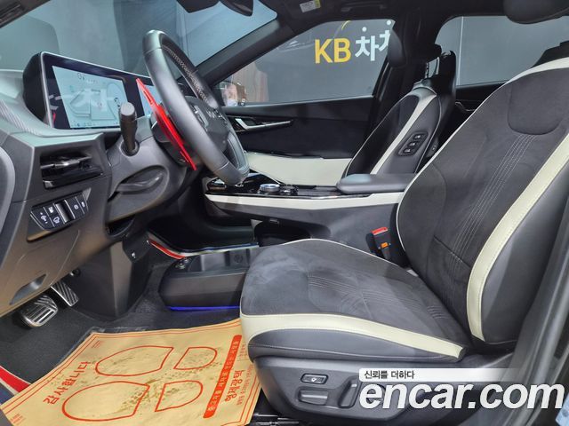 Kia EV6 Long Range 4WD GT Line 2024 — фото 9