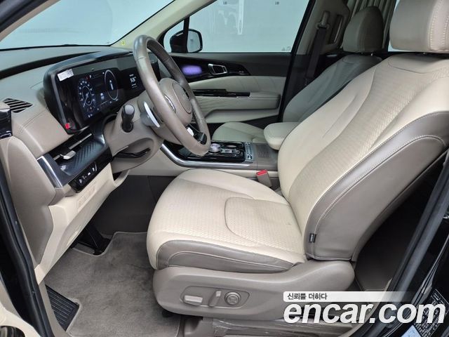 Kia Carnival (IV) Gasoline 4-Seater Hi-Limousine Signature 2023 — фото 15
