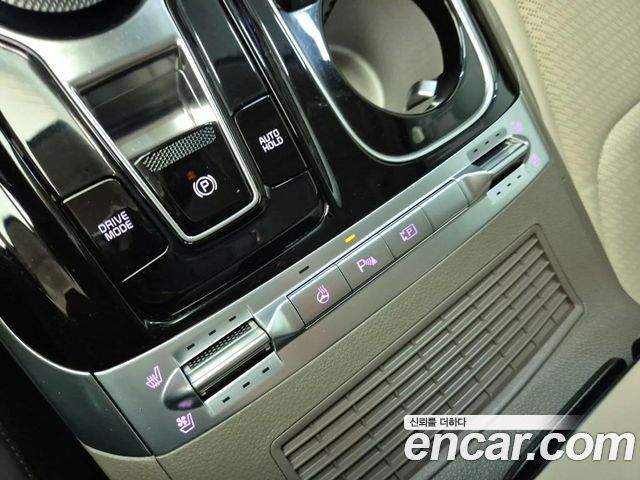 Kia Carnival (IV) Gasoline 4-Seater Hi-Limousine Signature 2023 — фото 20