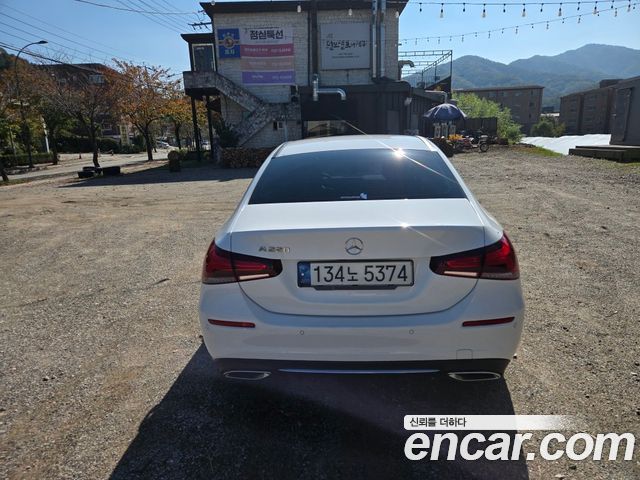 Mercedes-Benz A-Class (W177) A220 Sedan 2021 — фото 4